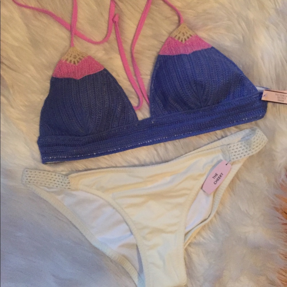VICTORIA’S SECRET Crochet Bikini, size L